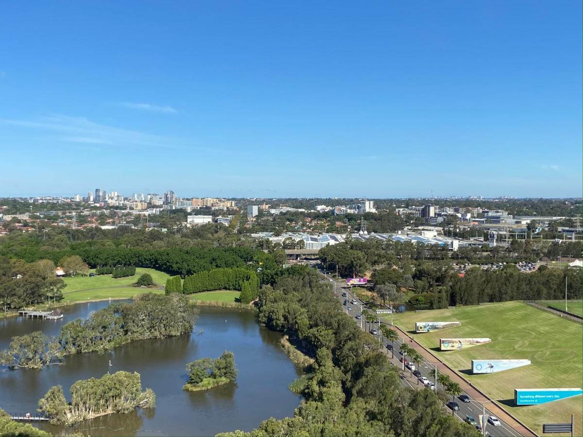 Parkside & City View In Sydney Olympic Park Exteriér fotografie